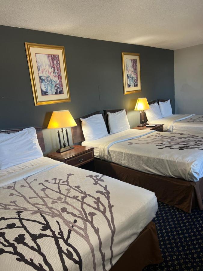 Greensburg Inn Kültér fotó