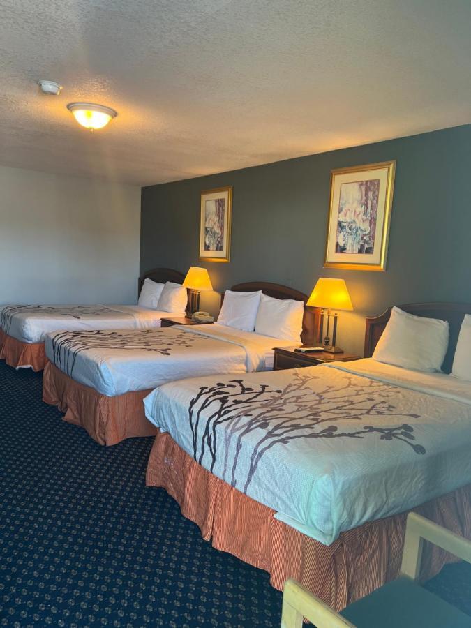 Greensburg Inn Kültér fotó